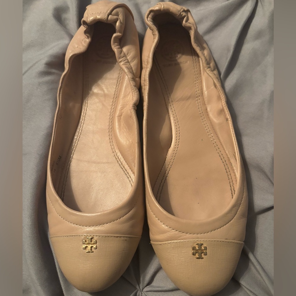 Tory Burch Ballet Flats cream color